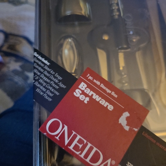 Oneida 7 piece bar set. - Picture 8 of 14